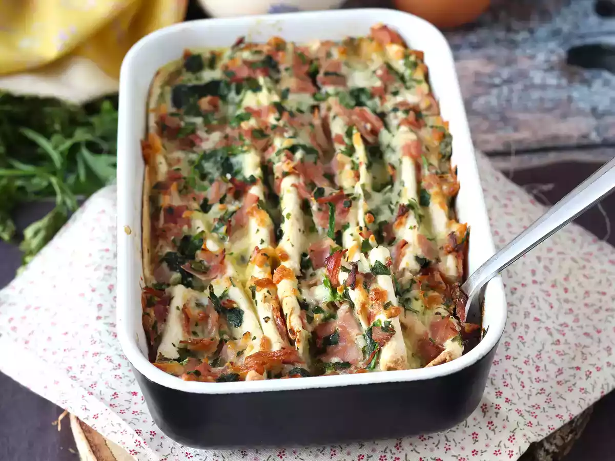 What to do with tortillas? ham, spinach and mozzarella crinkle cake - photo 8