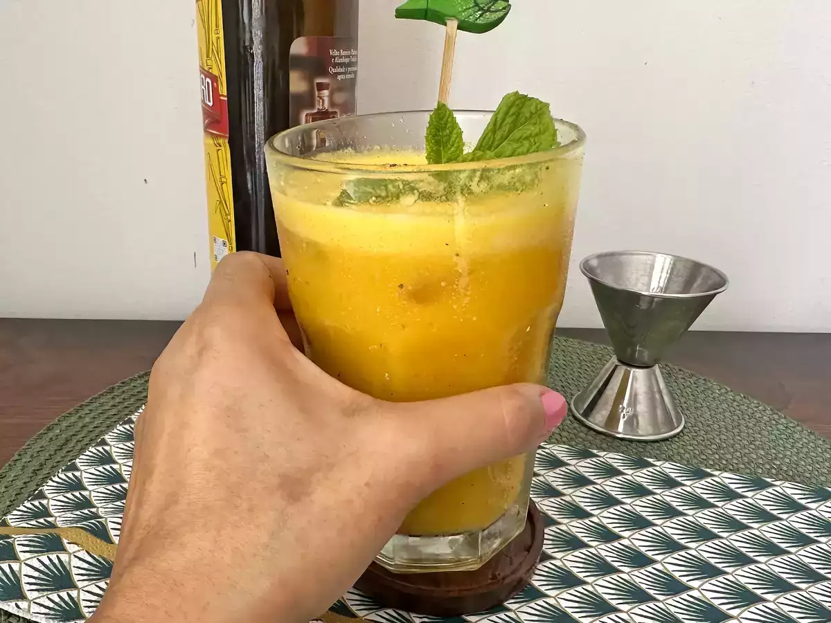 Whipped passion fruit caipirinha: the creamiest, most refreshing version of the Brazilian classic - photo 3