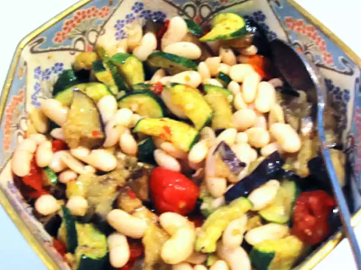 White Bean & Summer Vegetable Salad