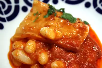 White beans with sobrasada and cured cheese recipe
