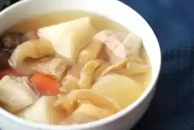 White & red radish soup recipe