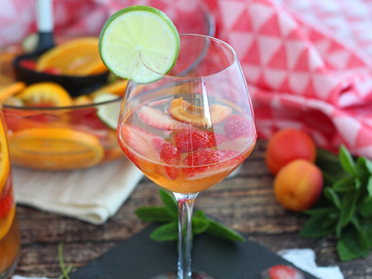 White sangria - Sangria with white wine - photo 6