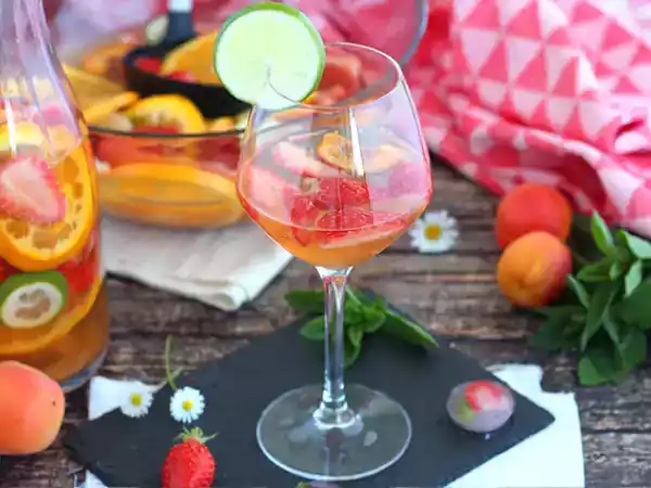 Recipe White sangria - sangria with white wine