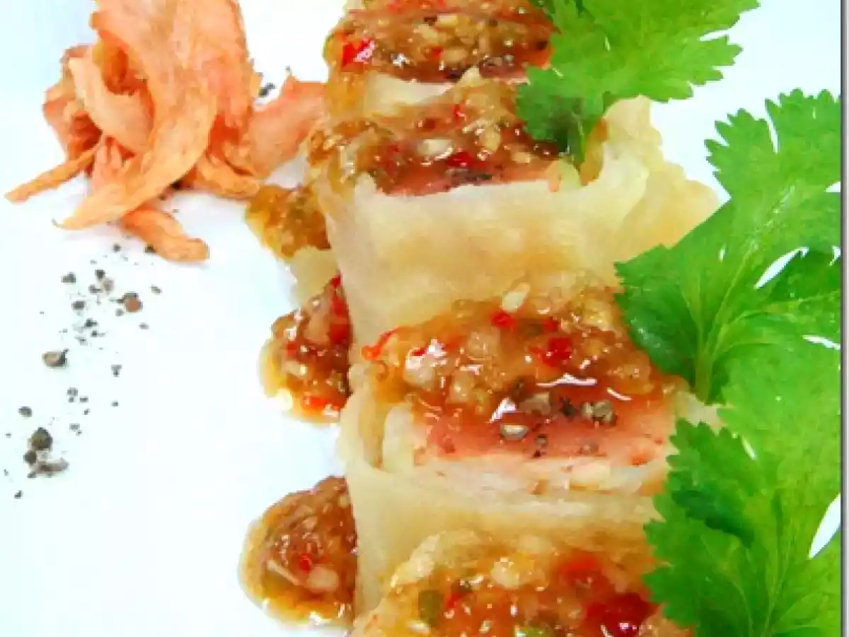 Wild Salmon Spring Rolls with Thai Sauce
