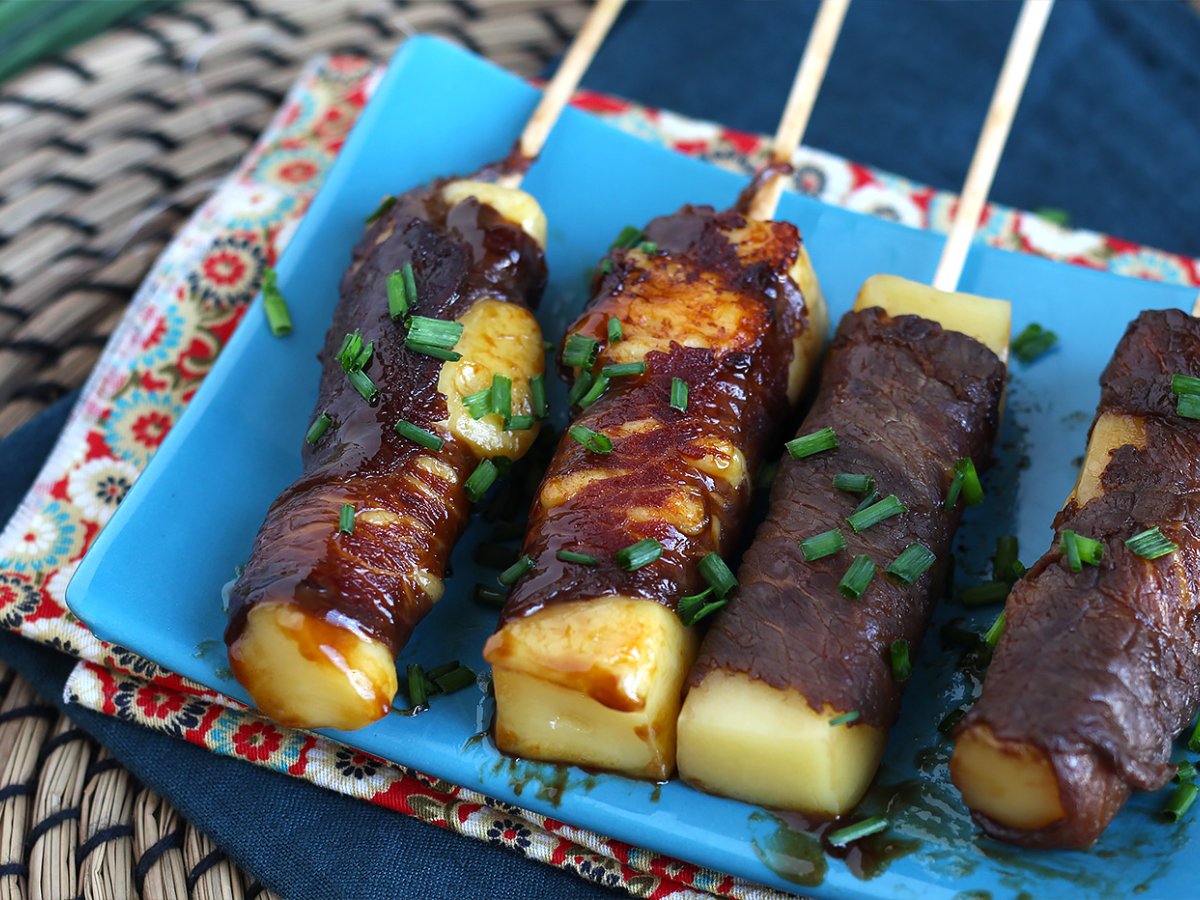 Yakitori skewers - beef and cheese