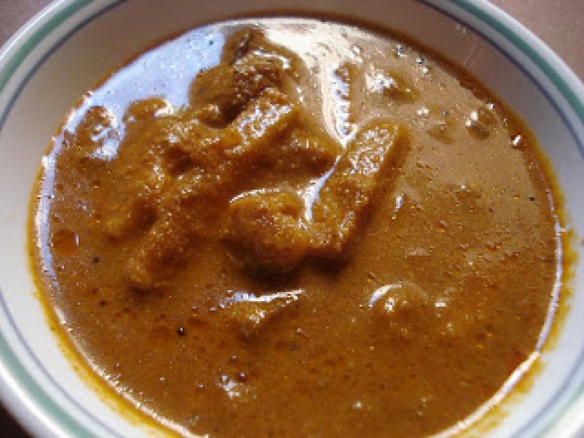 Yam Coconut Gravy ( Chena Theyal )