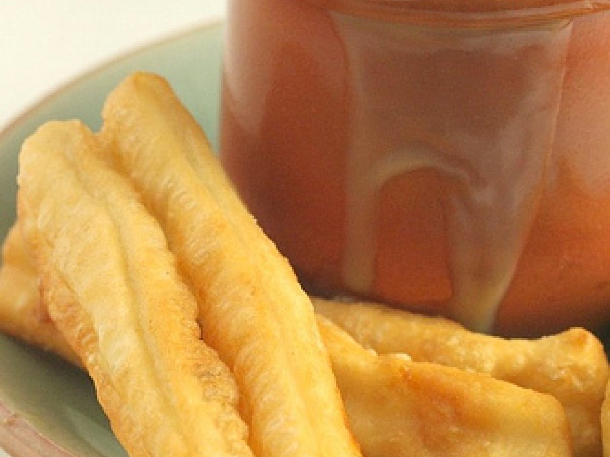 Yau Char Kuai - Fried Bread Dough Served with Thai Coconut Custard