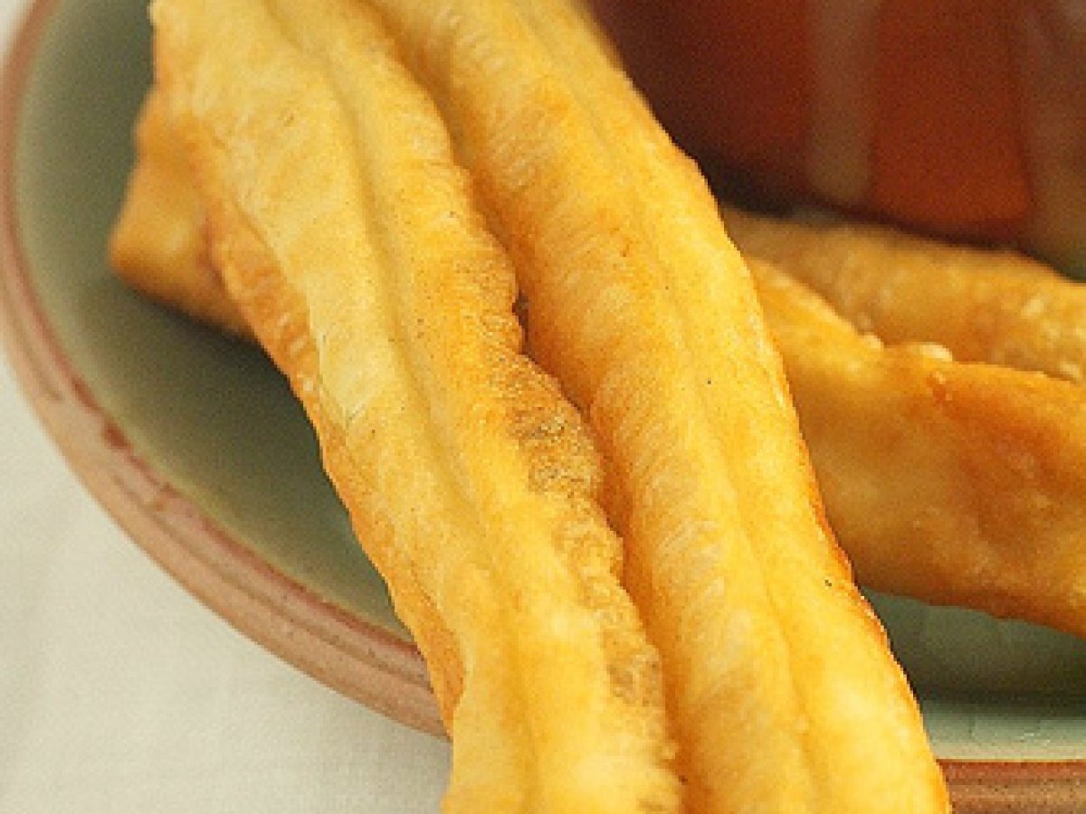 Yau Char Kuai - Fried Bread Dough Served with Thai Coconut Custard - photo 3