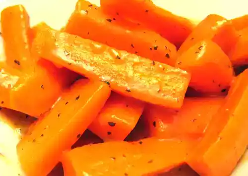 Zesty sunshine carrots recipe with basil - healthy & tasty