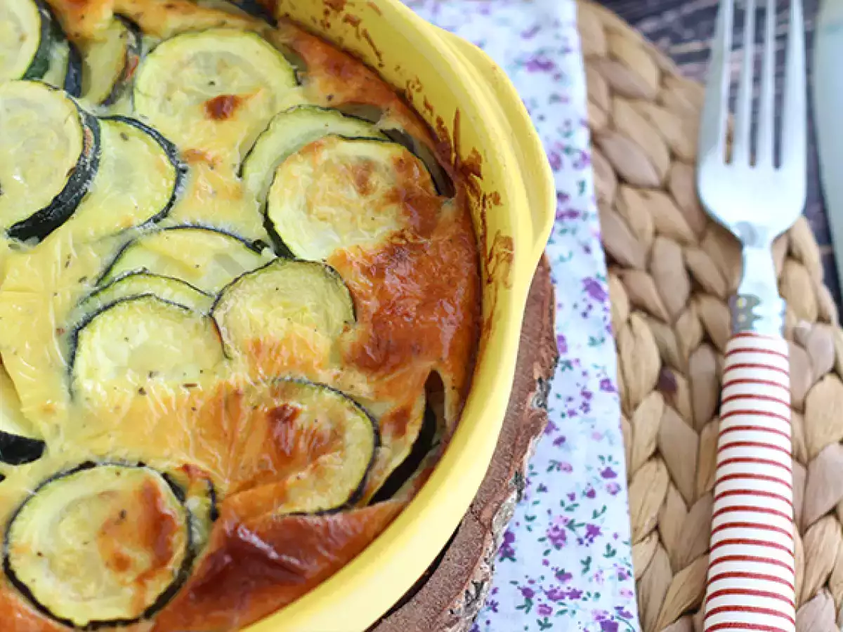 Zucchini and goat cheese clafoutis - photo 3