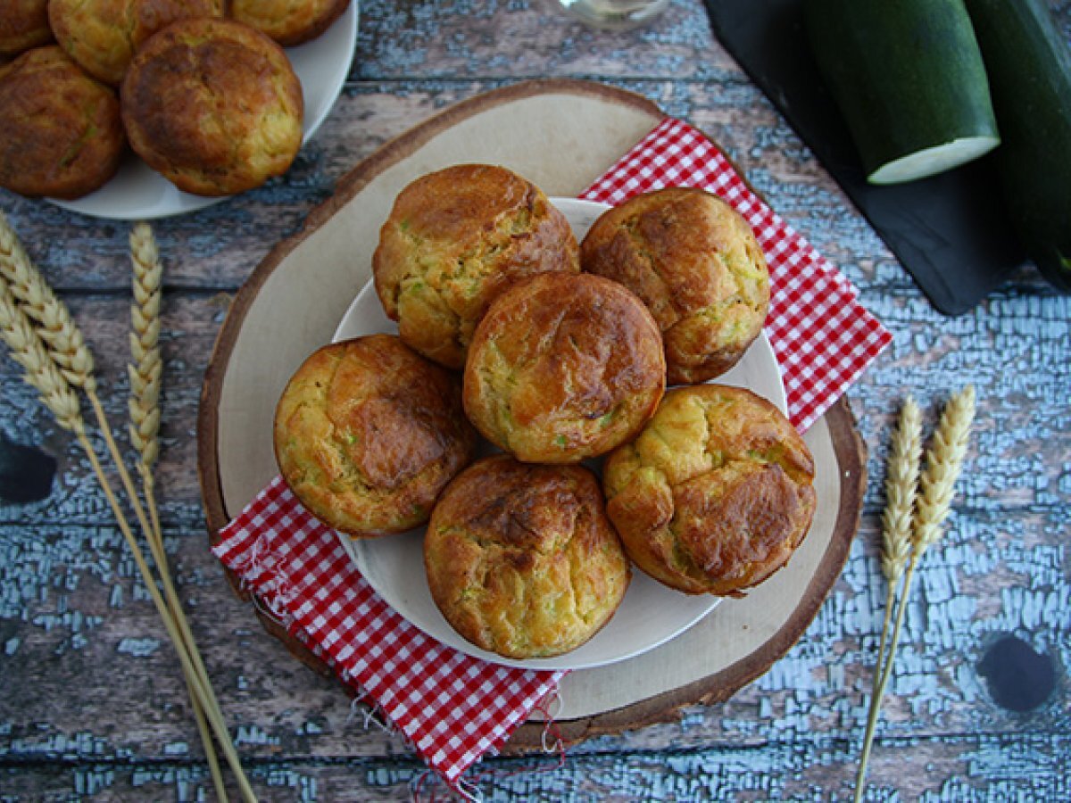 Zucchini and goat cheese muffins - photo 2