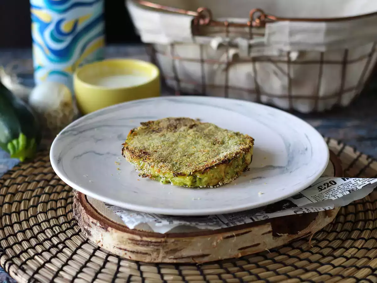 Zucchini and potato patties in airfryer - photo 2