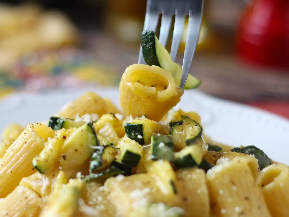 Zucchini carbonara: the vegetarian and very easy to prepare recipe - photo 4