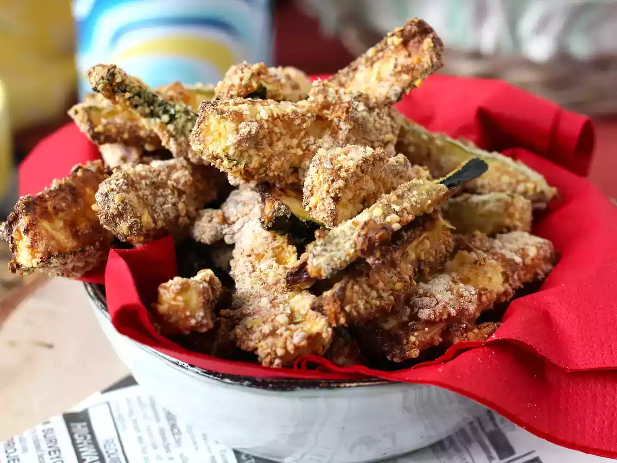 Zucchini fries cooked in airfryer - photo 6