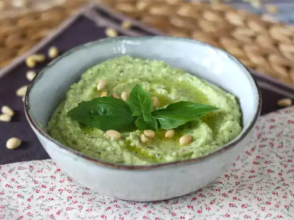 Recipe Zucchini pesto, the quick and no-bake sauce for your pasta!