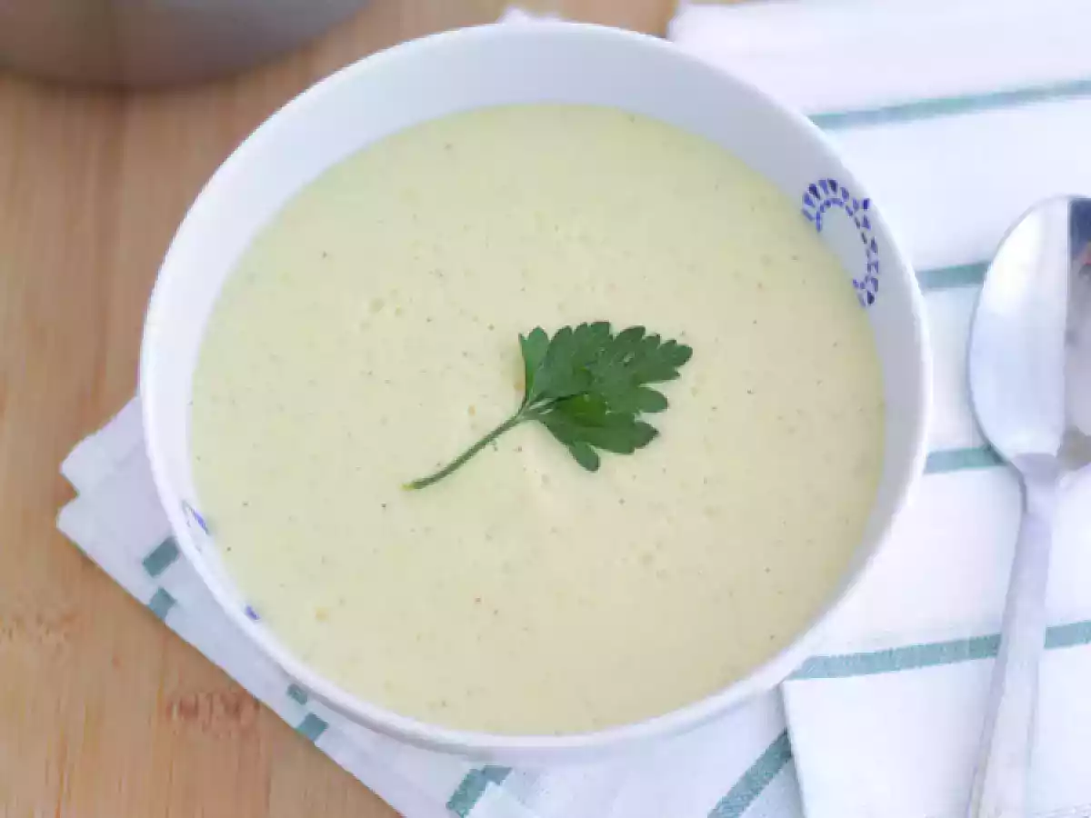 Zucchini velvet soup - video recipe ! - photo 2