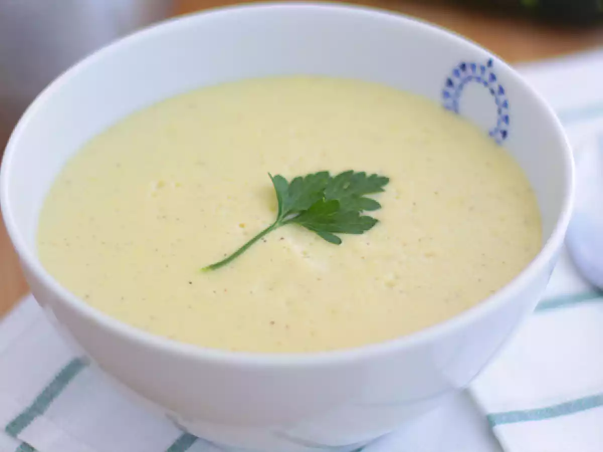Zucchini velvet soup - video recipe ! - photo 3