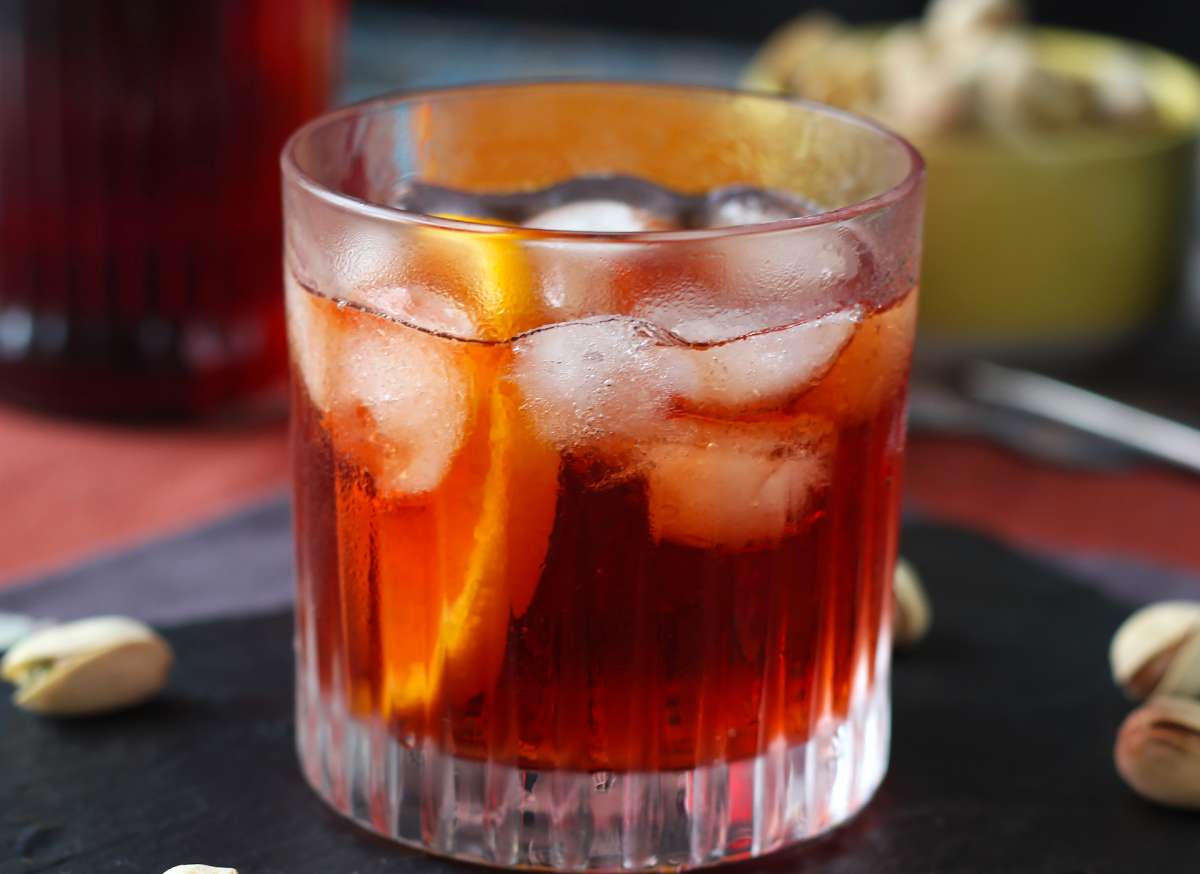 Cocktail recipes: easy classics, spritz, mojito and party drinks