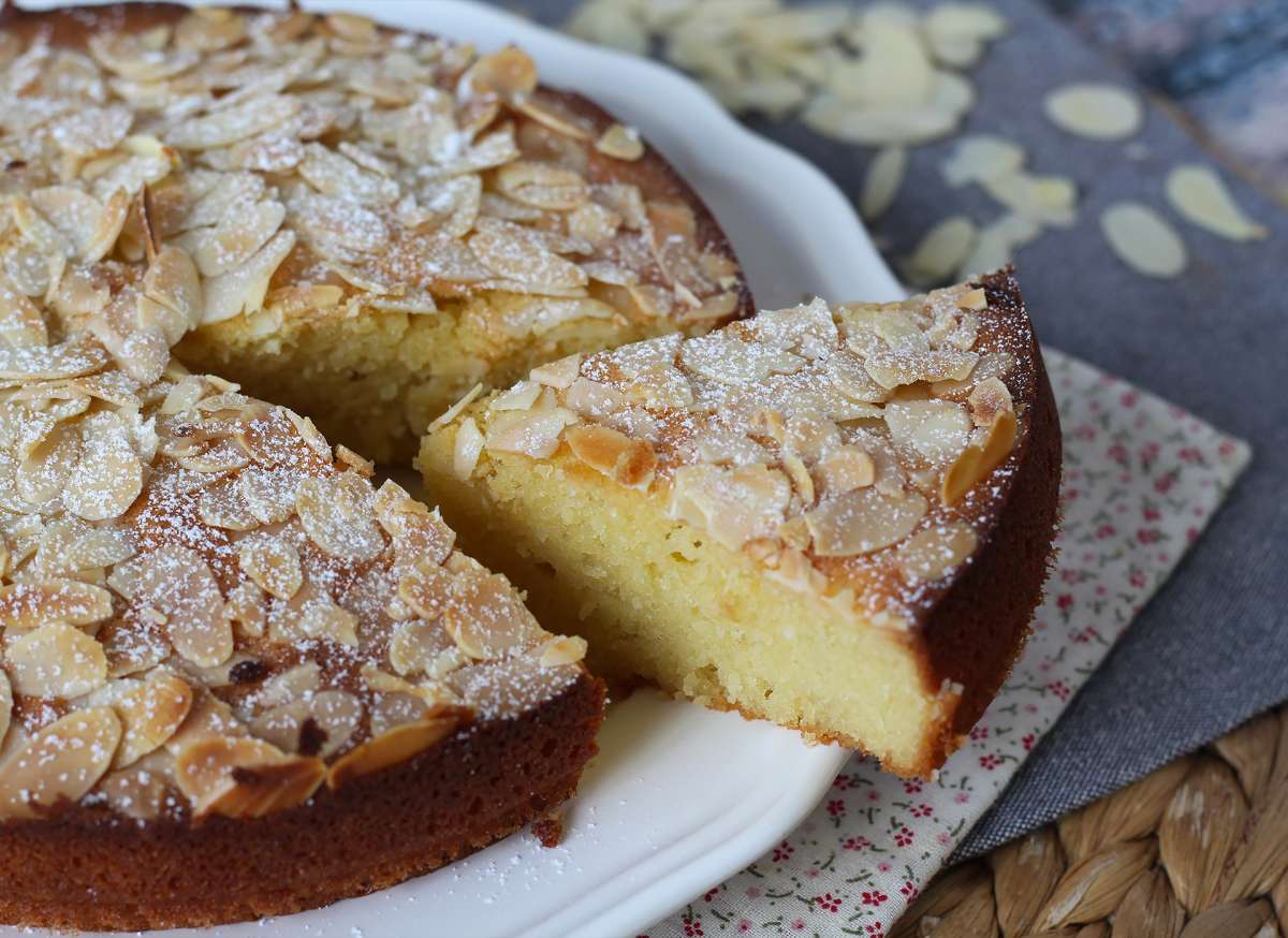 Cake recipes: easy homemade cakes, chocolate treats and celebration bakes