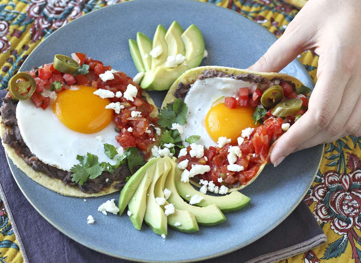 Mexican recipes: easy tacos, enchiladas, nachos and bold flavors