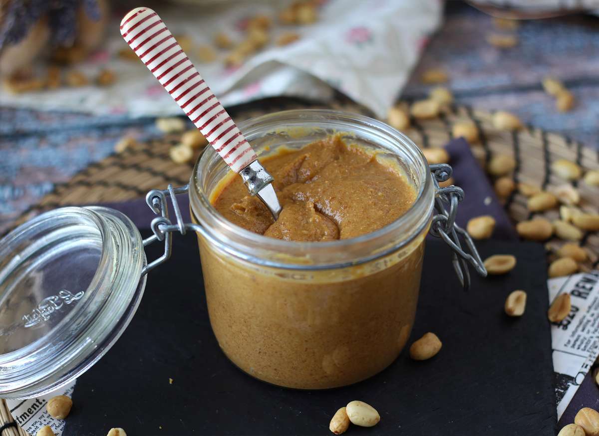 Peanut recipes: easy snacks, sauces, desserts and savory ideas